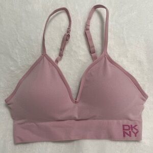 B26 DKNY *NWOT* Women's Seamless Bra Pink